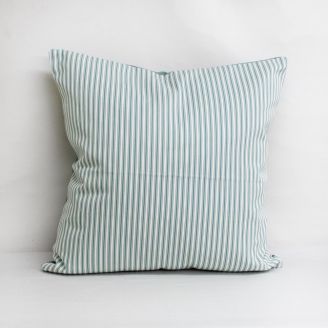 Indoor/Outdoor Kravet Smart Aqua 33376 - 24x24 Throw Pillow